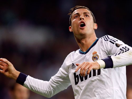 时给予他更 时给予他更